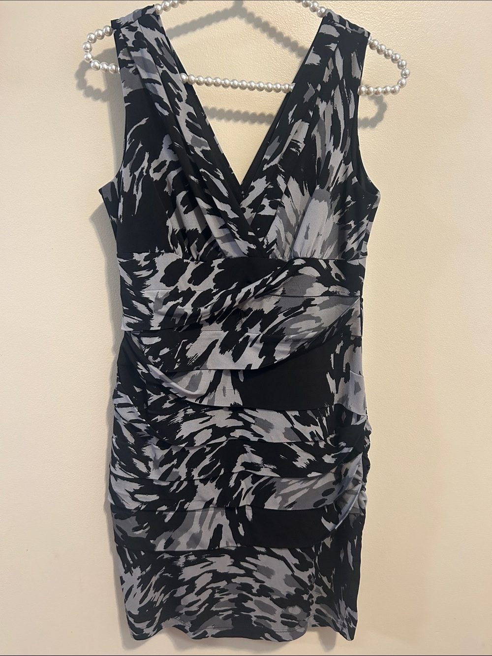 Intermission Abstract Animal Print Ruched Tiered Bodycon Cocktail Dress Size 8